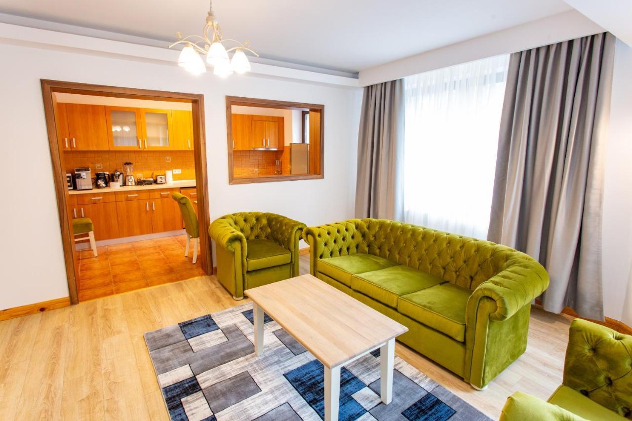 Pension Carmen'S Mansion A Sinaia Ngoại thất bức ảnh